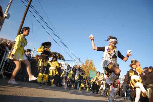 Multitudinario festejo del aniversario orense