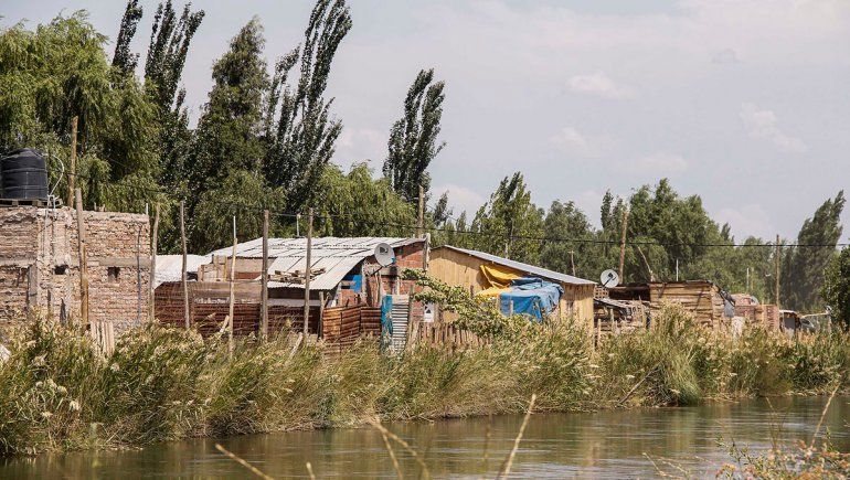 Sigue sin limpiarse el desagüe P2