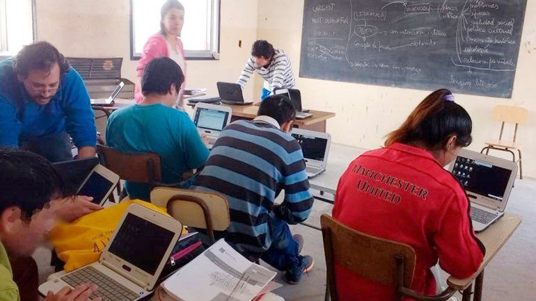 Aumenta la cantidad de presos que van a clases tras las rejas