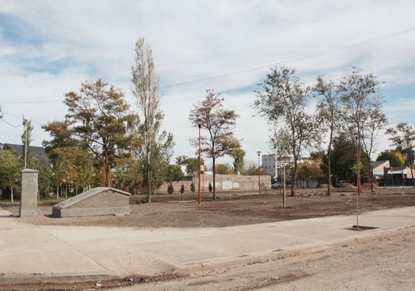 Aseguran que en breve estará lista la plaza de Pichi Nahuel