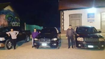 En el centro Araneda, a la derecha Gutiérrez. ¿Amigos y socios?