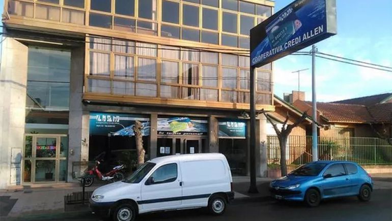 Otro millonario robo en Allen: asaltaron a empleados de una tarjeta local