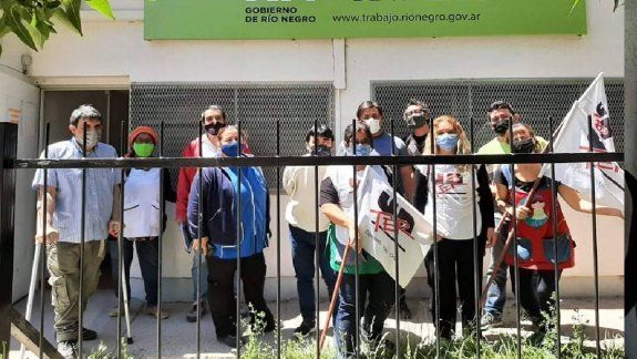 Un grupo de docentes teme perder sus puestos de trabajo