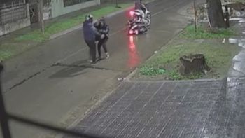 Todo ocurrió minutos antes de las 20.30 horas del lunes en la localidad bonaerense de Loma Hermos. | LMCipolletti.com Todo ocurrió minutos antes de las 20.30 horas del lunes en la localidad bonaerense de Loma Hermos.