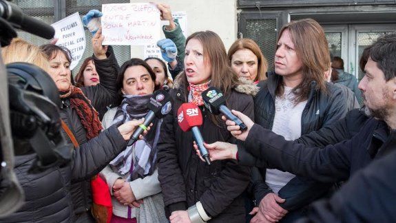 Protestaron durante la audiencia contra López por abuso sexual