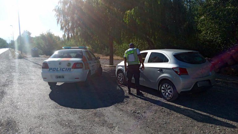 Recuperaron un auto robado en Cipolletti durante un control policial