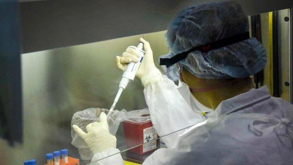 Ya son 690 los contagiados y 17 los muertos por coronavirus en el país