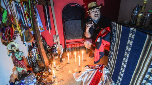 Increíble: el Brujo Atahualpa pudo hasta con Gallardo