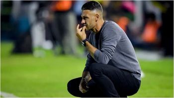 el jugador de river que se lesiono y debera ser operado: chau copa de la liga