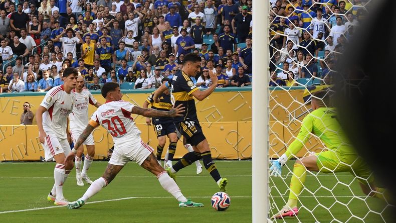 Boca ganaba 2-0 y terminó empatando en su debut en el Mundial de Clubes 