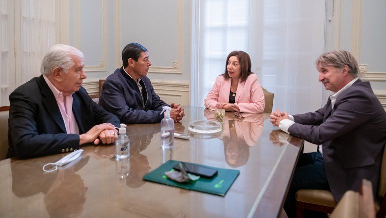 Expo Argentina Oil & Gas: Carreras se reunió con empresarios y sindicatos del sector