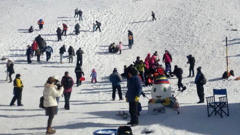 El Cerro Catedral postergó el inicio de temporada hasta el 24 de junio.