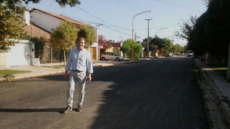 Tortoriello recorrió y festejó la primera calle asfaltada de su gestión