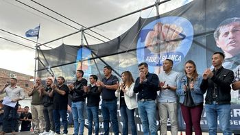 El secretario general gremial, Marcelo Rucci se puso a disposición del Gobernador Alberto Weretilneck para dialogar y arreglar la ruta nacional 151. El secretario general gremial, Marcelo Rucci se puso a disposición del Gobernador Alberto Weretilneck para dialogar y arreglar la ruta nacional 151.