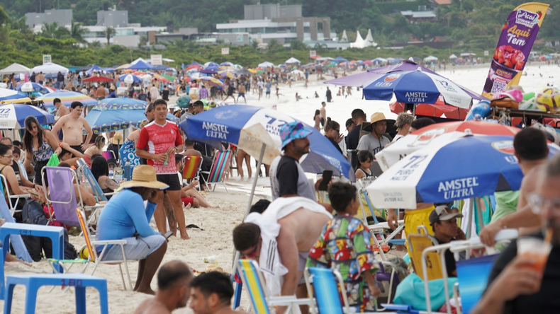 El monitoreo de la calidad del agua de las playas continuará hasta marzo.&nbsp;