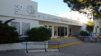 La UNCo es una de las tantas universidades que afrontan un panorama incierto por la crisis económica. La UNCo es una de las tantas universidades que afrontan un panorama incierto por la crisis económica.