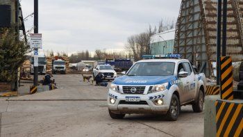 hicieron un boquete para robar en la papelera de ruta 151 hicieron un boquete para robar en la papelera de ruta 151