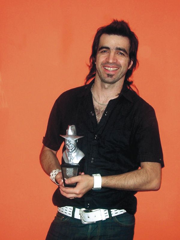 Productor rionegrino alzó la estatuilla del Premio Gardel 2010