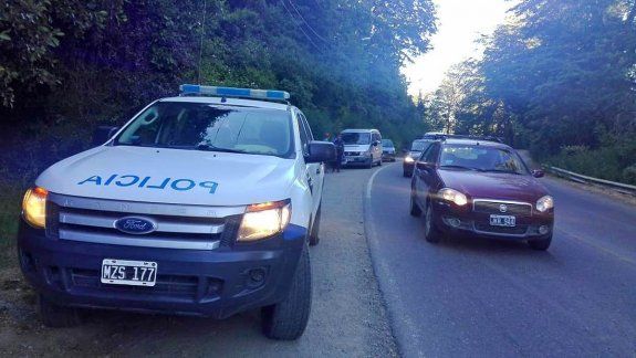 Se bajó a abrir el portón y su papá la atropelló con la camioneta