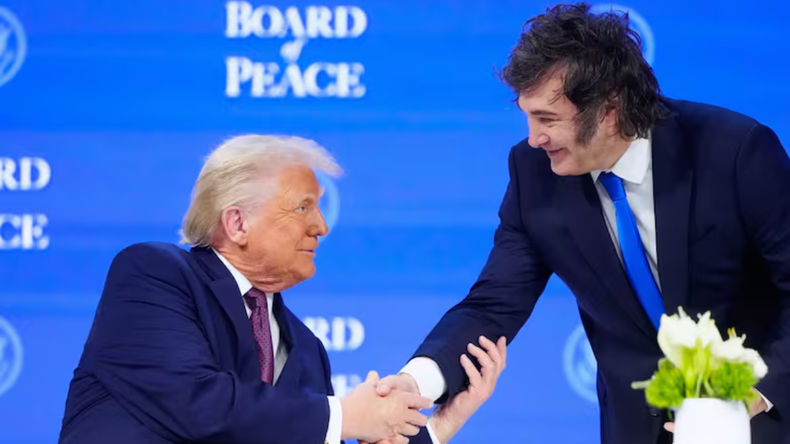 Javier Milei firmó la integración de Argentina al Consejo de la Paz de Donald Trump