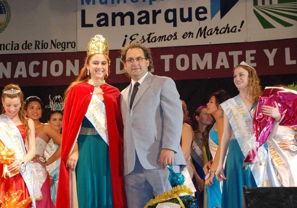Una cipoleña es la nueva Reina Nacional del Tomate