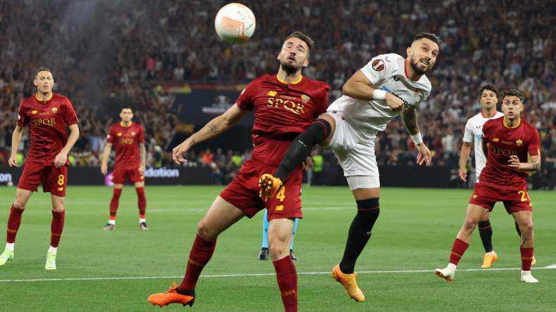 Con Dybala de arranque, Roma y Sevilla empatan sin goles en la final