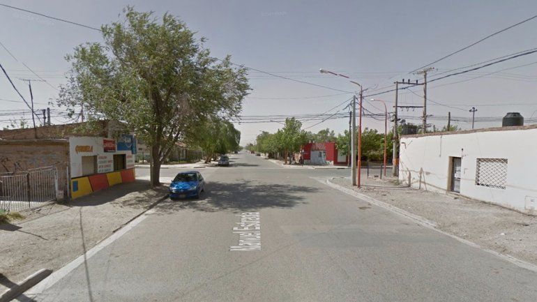 Vecinos quisieron linchar a un ladrón cuando intentaba robar un auto
