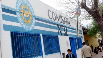 un depravado la manoseo en la calle y no le tomaron la denuncia porque no lo identifico