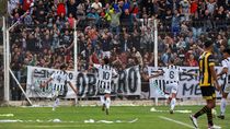 trejo y su gol historico para cipo: se venia abajo la tribuna y me abrazo el verdulero