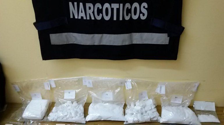 La Policía secuestró en Viedma cocaína, marihuana y $125.000