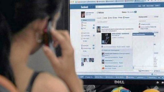 Charla virtual para detectar casos de acoso por internet