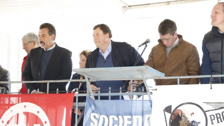 Weretilneck: El desafío es complementar la agricultura y la ganadería