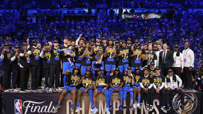 Más de 800 joyas: cómo es el anillo que recibieron los campeones de la NBA 2024-2025