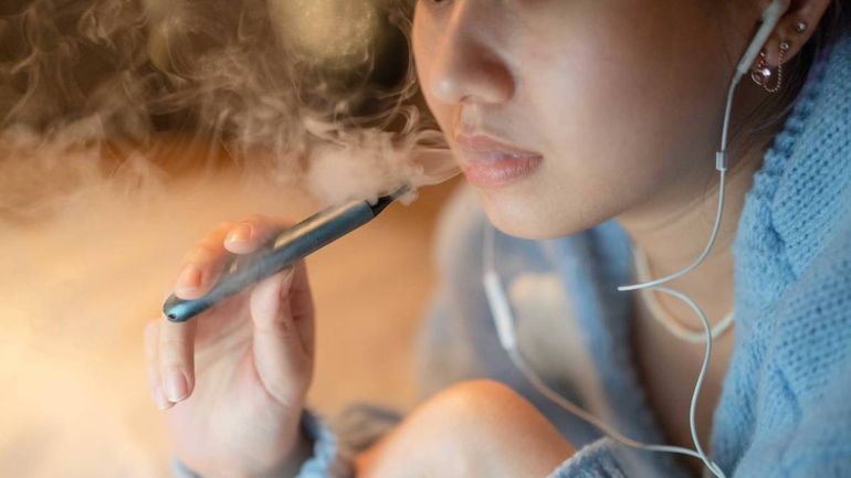 El vapeo se transforma en un problema de salud entre los adolescentes.