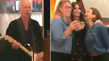 en la previa a la final, sabatini canto un tema de rolling stones con jonh mcenroe en la previa a la final, sabatini canto un tema de rolling stones con jonh mcenroe