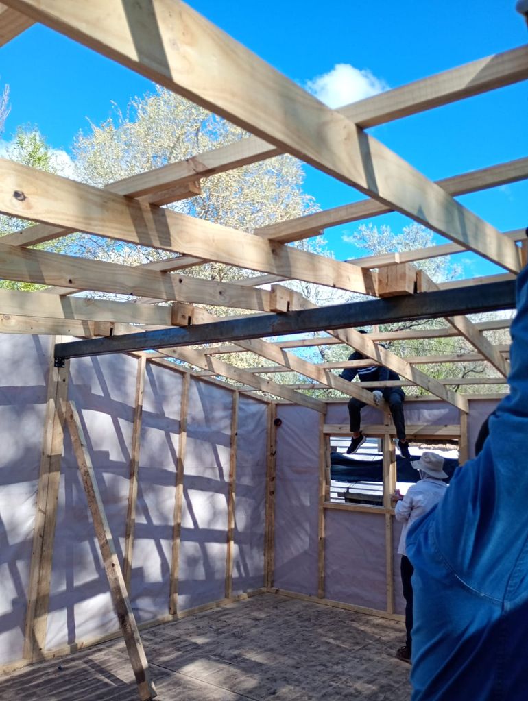 El nuevo centro comunitario será un punto de encuentro para los vecinos, un espacio para merendero, lugar de dictado de clases para las infancias y las actividades culturales y artísticas que se quieran desarrollar.