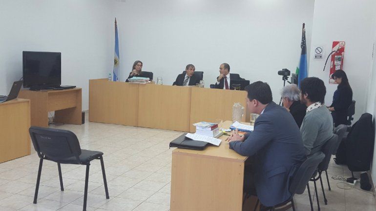 La silla vacía. Después de la declaración de los acusados