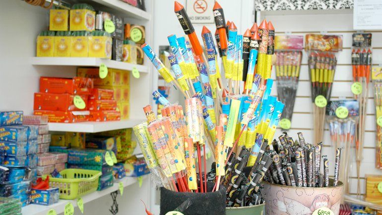 Quienes luchan contra el uso de la pirotecnia consideran que la única vía para alcanzar la meta es prohibiendo el ingreso de este tipo de mercadería a los territorios provinciales.