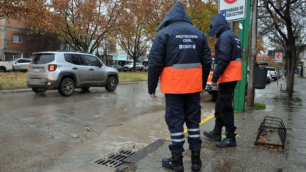 Hubo varios auxilios por la gran tormenta que azotó a la ciudad