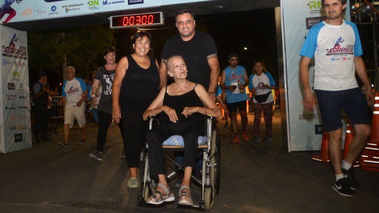 Una fiesta: mirá todo el color de la  33ª Corrida de Cipolletti