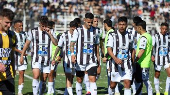 Cipolletti quedó fuera de competencia y comienza a definir qué pasará con su plantel.