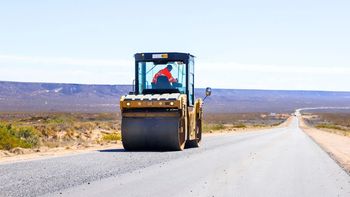 Alberto Weretilneck mostró cómo avanzan las rutas 6 y 8: cuándo estarán listas y qué falta para terminarlas. Alberto Weretilneck mostró cómo avanzan las rutas 6 y 8: cuándo estarán listas y qué falta para terminarlas.