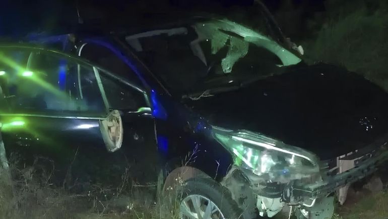 Le chocó el auto estacionado, escapó y luego se presentó: Dijo que se abatató, contó el damnificado