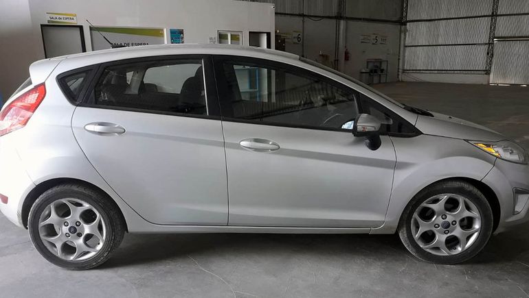 Realizaban la verificación de un auto en Cipolletti y se llevaron una sorpresa