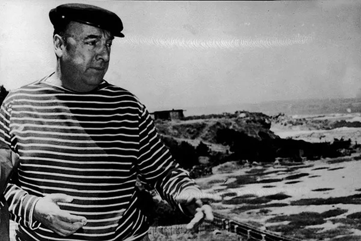 El gran poeta Pablo Neruda sigue vigente. En el pueblo, se conserva su memoria. Por eso, vecinos y escritores cipoleños han dado impulso al Proyecto Neruda, para deleitarse con sus poemas y conocer más sobre su vida.