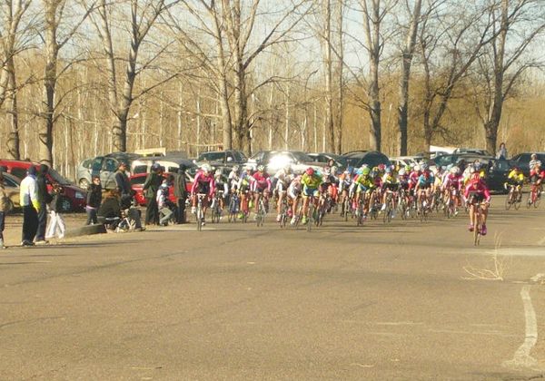 Los Leones hacen rodar el ciclismo convencional