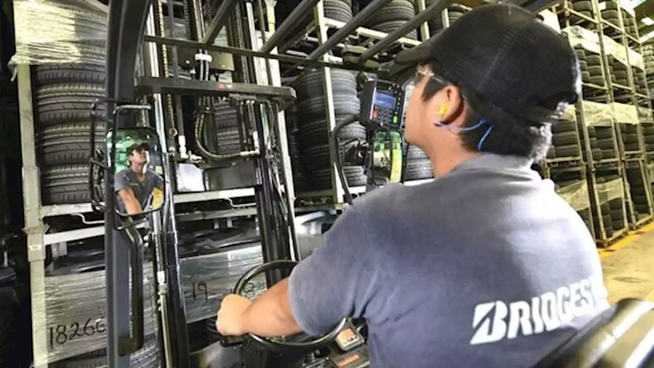 Empresa pagará súper bono de $730 mil a cada uno de sus empleados