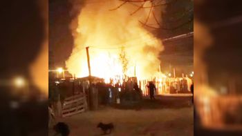 tragico incendio en allen: murieron una nena y su mama tragico incendio en allen: murieron una nena y su mama