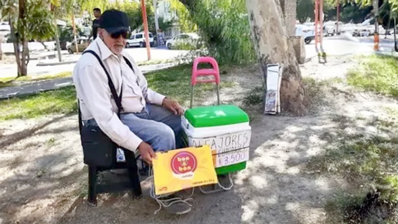 El abuelo violador que se hacía llamar Leo y vendía golosinas en el centro cipoleño.