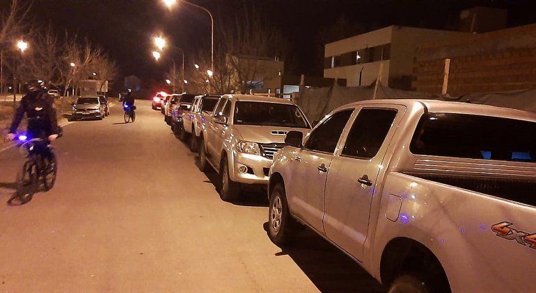 Hubo un escándalo por una fiesta gitana en El Manzanar